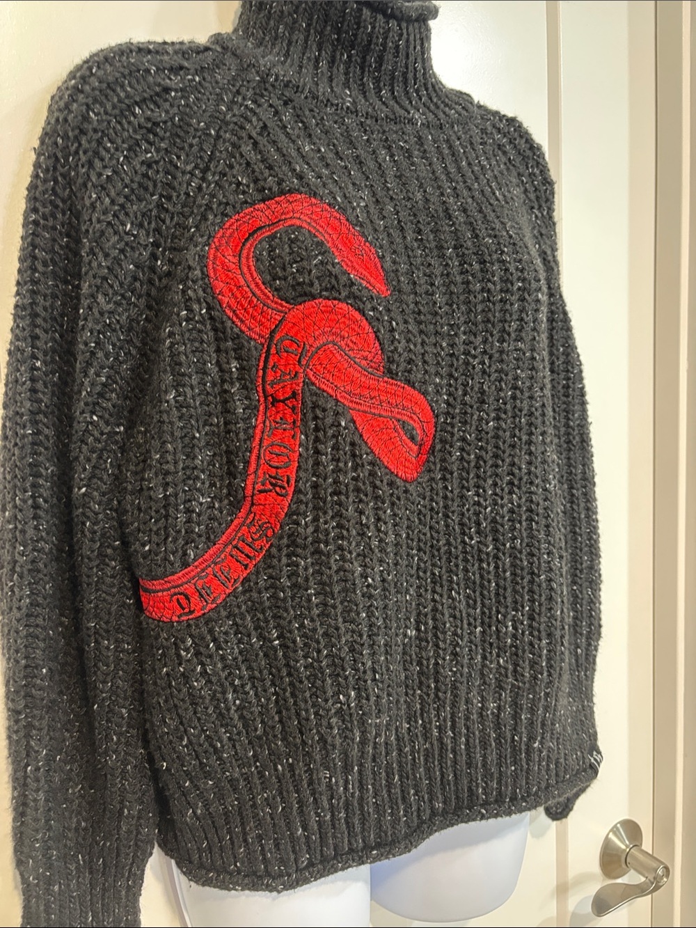 Taylor Swift RED SNAKE Sweater